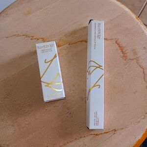 Lisa Eldridge True Velvet lipstick in Velvet Affair and lip pencil